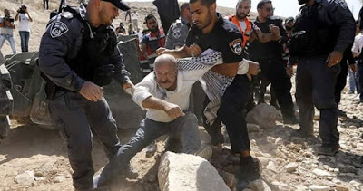 À qui le tour ? Des milliers de Palestiniens risquent l’expulsion après la démolition de Khan al-Ahmar