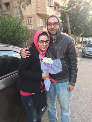 EGITTO. Un mazzo di fiori per Amal Fathy. L’attivista finalmente libera