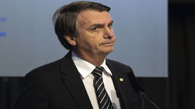 Bolsonaro reitera ataques contra territorio indígena en Brasil