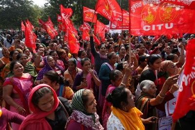 Trabajadores de India en huelga de dos días por salarios justos