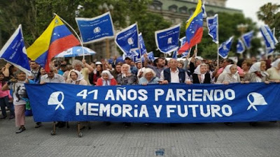 Madres de Plaza de Mayo respaldan a Venezuela en marcha semanal