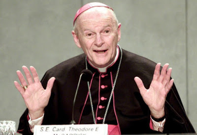 El Vaticano expulsa al ex cardenal McCarrick, acusado de abusos sexuales