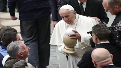 Declaran culpable de pederastia a exasesor del papa Francisco