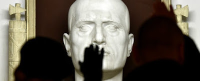 Libertà, rispettare la tua non significa che puoi essere omofobo o razzista. Tantomeno fascista