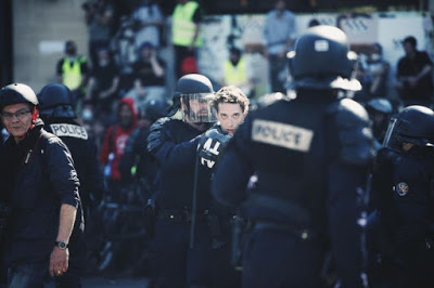 Francia: Ventiquattro società di redattori e giornalisti esprimono il loro sostegno a Gaspard Glanz