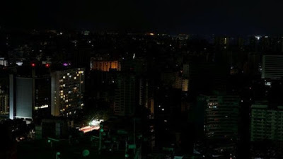 ¿Ataques al sistema eléctrico venezolano pueden ser crímenes de lesa humanidad?