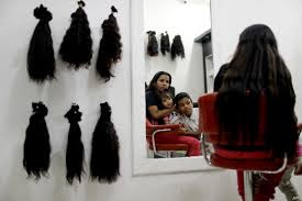 In Venezuela, women sell hair as another way to get by