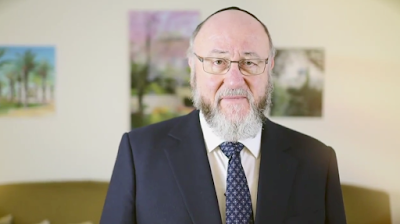 Britain’s Chief Rabbi is helping to stoke antisemitism