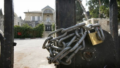 Nuovo rapporto: Israele mira a cambiare l’identità di Gerusalemme chiudendo le istituzioni e confiscando la terra